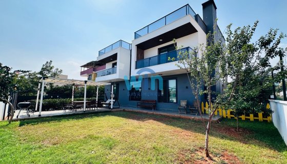  YENİŞEHİR'DE ULTRA LÜKS GENİŞ 6+2 SATILIK TRİPLEKS VİLLA